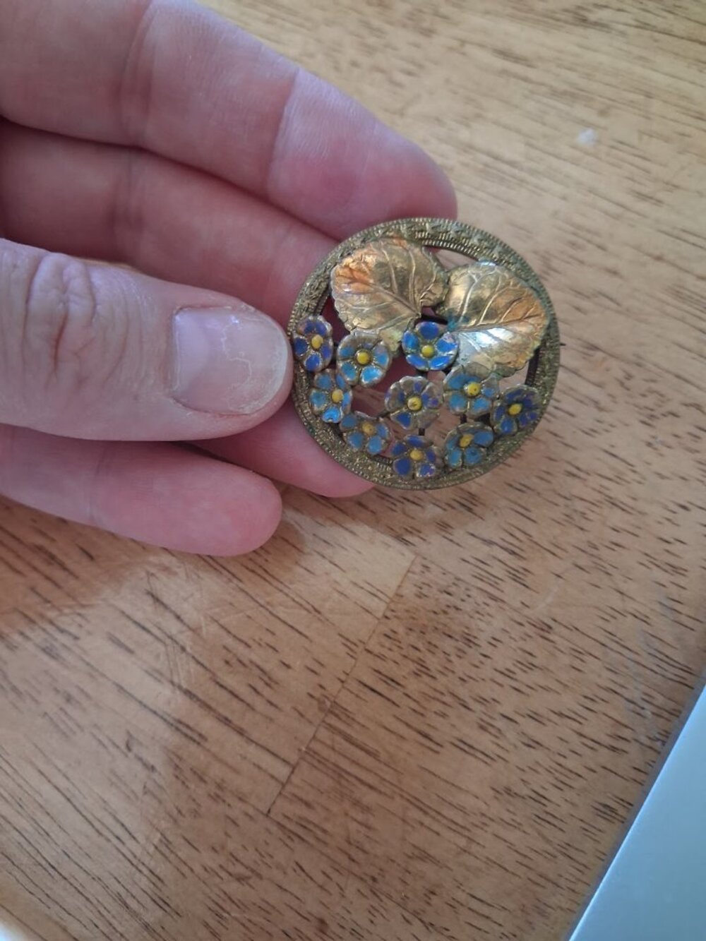Vintage Floral style brooch